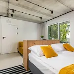 Port Basen & Jacuzzi Апартаменты Колобжег