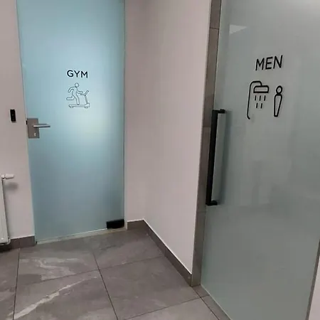 Port Basen & Jacuzzi コウォブジェク