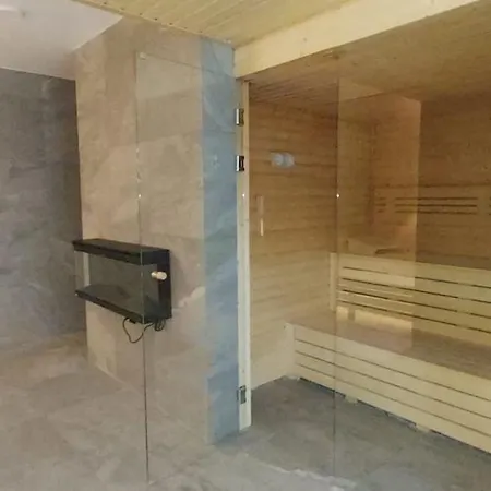 Port Basen & Jacuzzi Apartamento