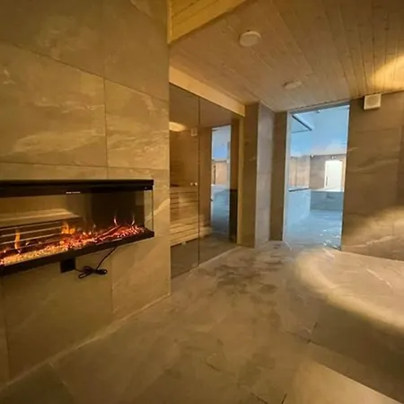 Port Basen & Jacuzzi * コウォブジェク