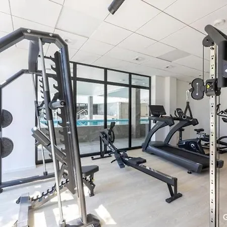 Port Basen & Jacuzzi アパート コウォブジェク