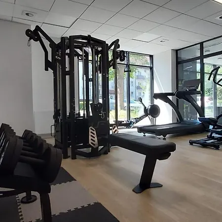 Port Basen & Jacuzzi アパート コウォブジェク