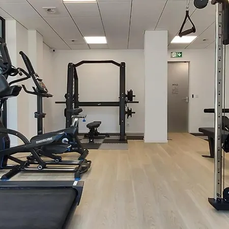 Port Basen & Jacuzzi アパート *