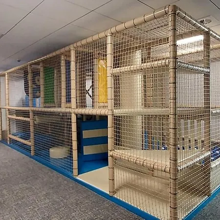 Port Basen & Jacuzzi アパート *