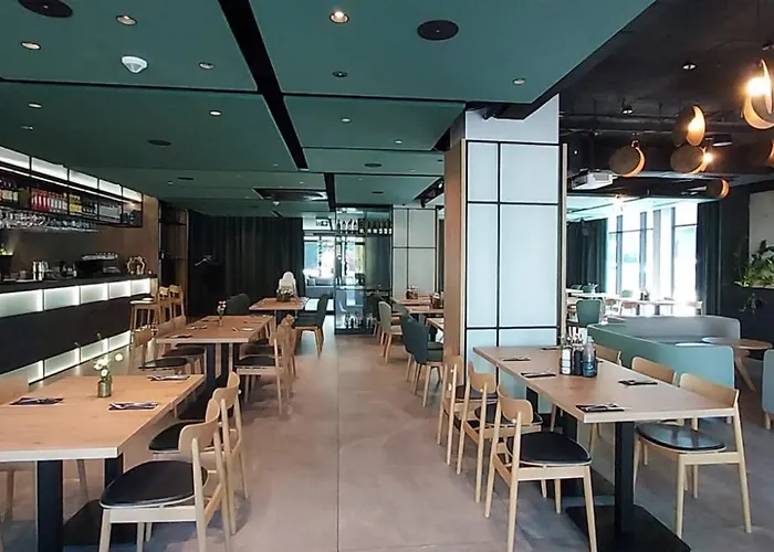 アパート Port Basen & Jacuzzi コウォブジェク