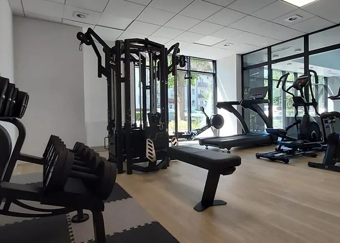 Port Basen & Jacuzzi アパート コウォブジェク