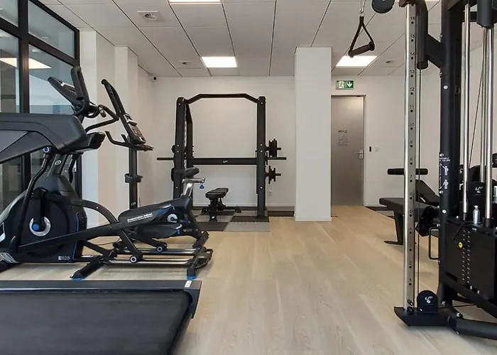 Port Basen & Jacuzzi アパート *