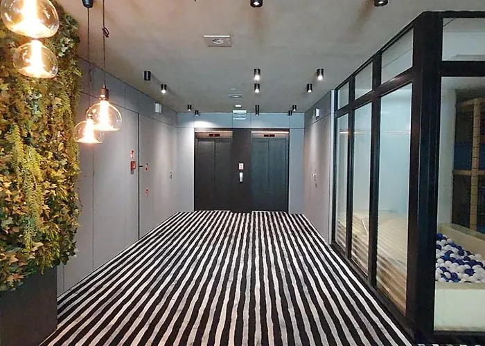 Port Basen & Jacuzzi コウォブジェク